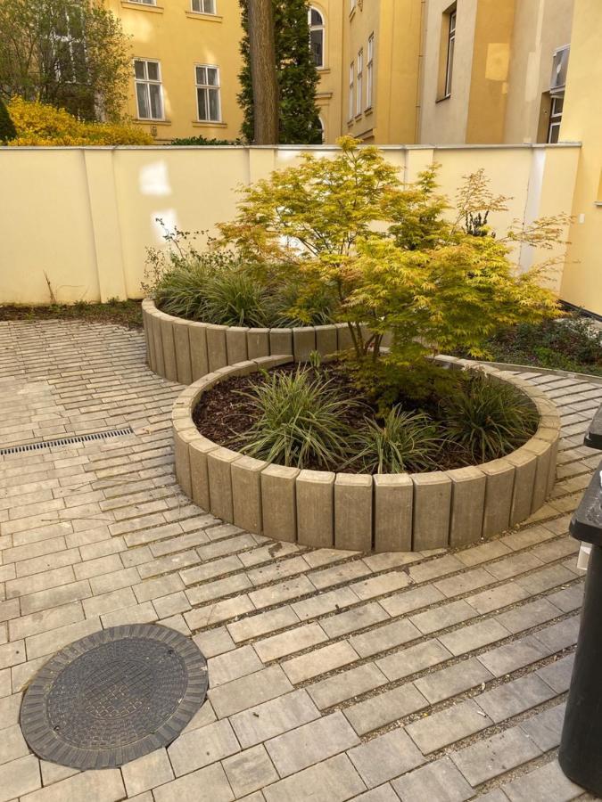 Angelo Roma Apartment Prague Exterior photo